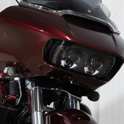 Visionz™ LED Turn Signal / DRL Vent Inserts — Road Glide '15-'23